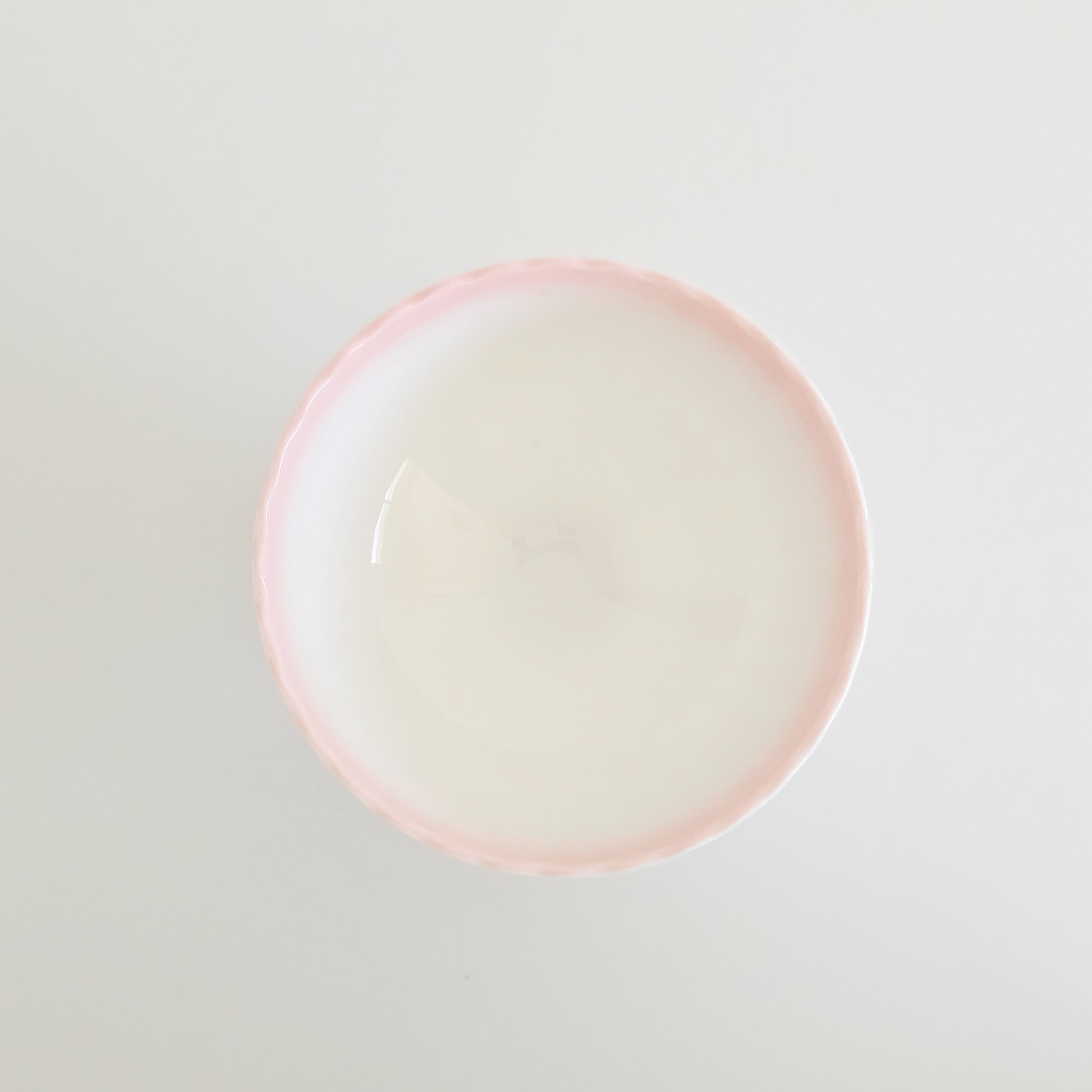 Kasumi White Sakura Dessert Bowl