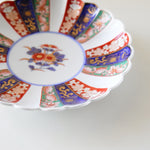 Load image into Gallery viewer, Chrysanthemum Hasami Round Plate
