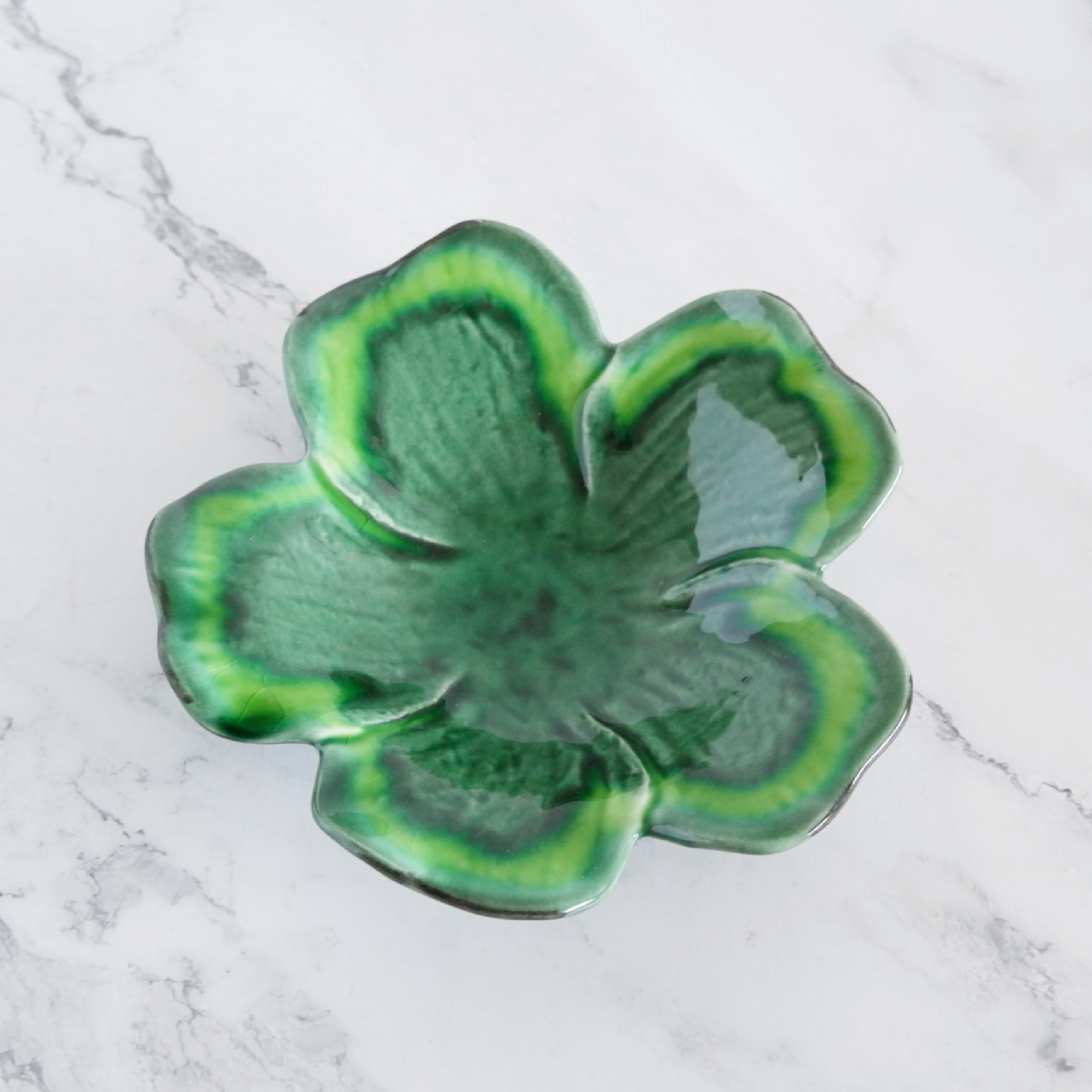 Flower-shaped Mukouzuke Serving Plate