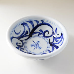 HASAMI Ware Arabesque Donburi Bowl