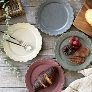 MINO Ware Dessert Plate