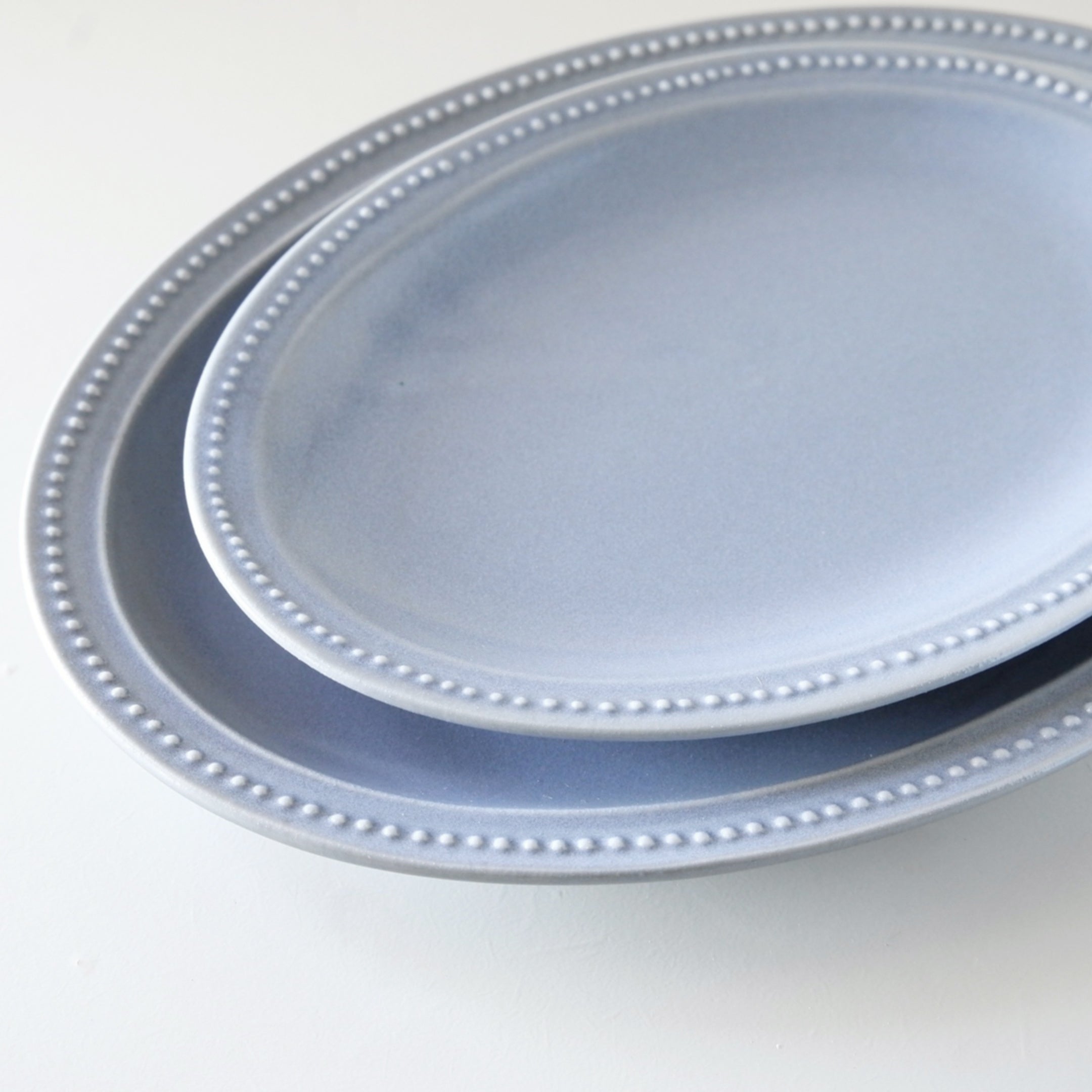 MINO Ware Grey Dotted Rim Oval Plate