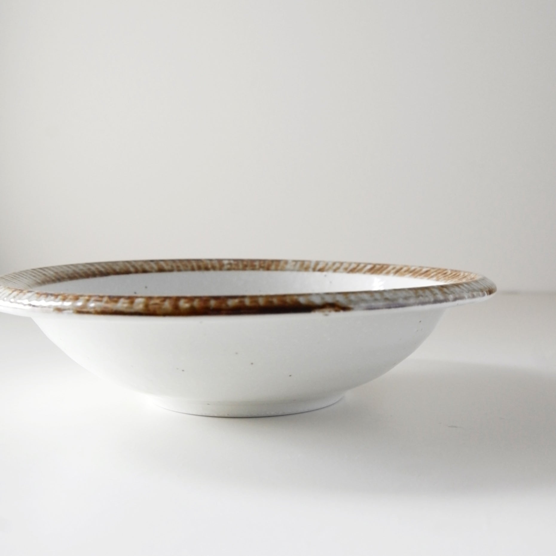 MINO Ware Kohiki Small Salad Bowl