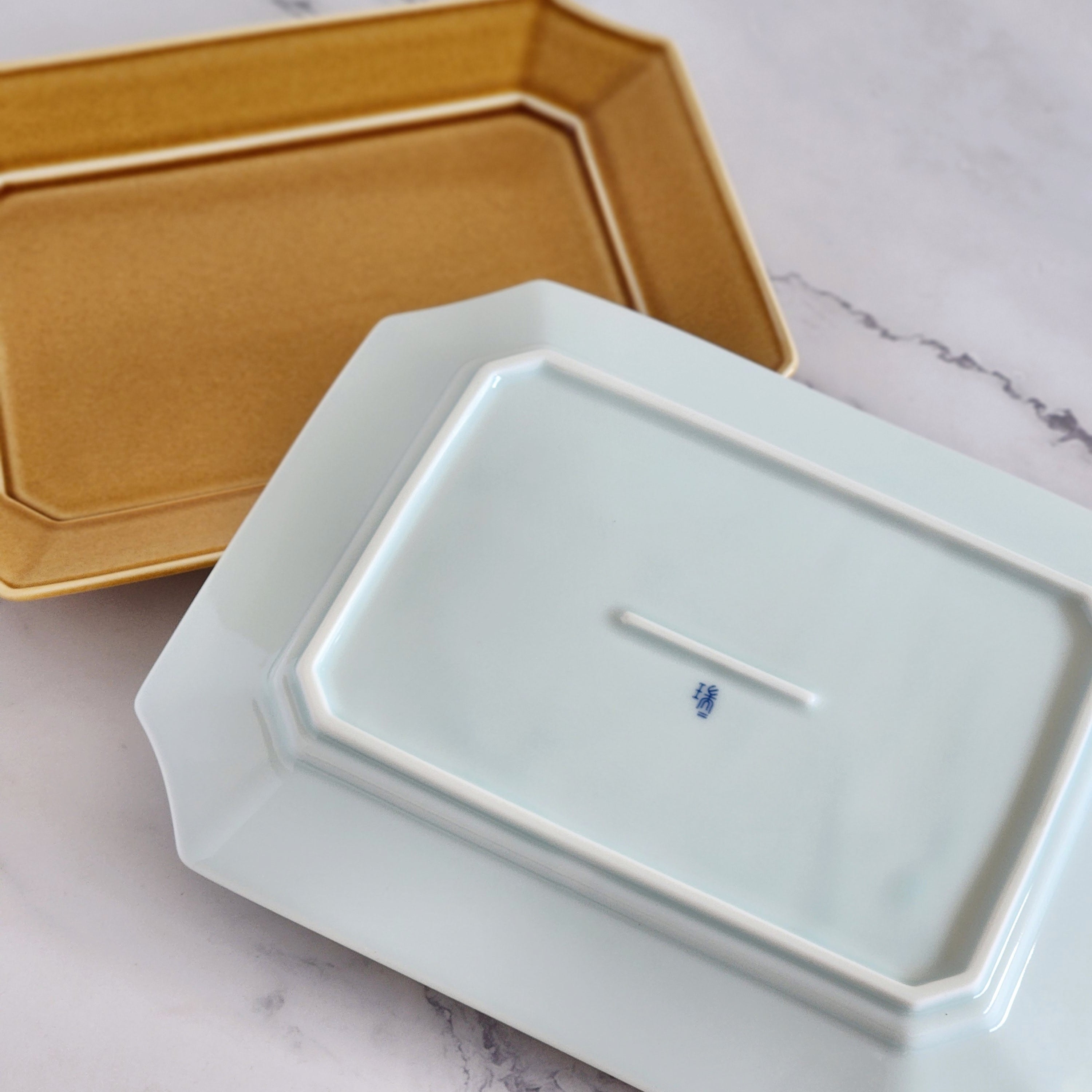 Mizu-Mizu Rectangle Plate