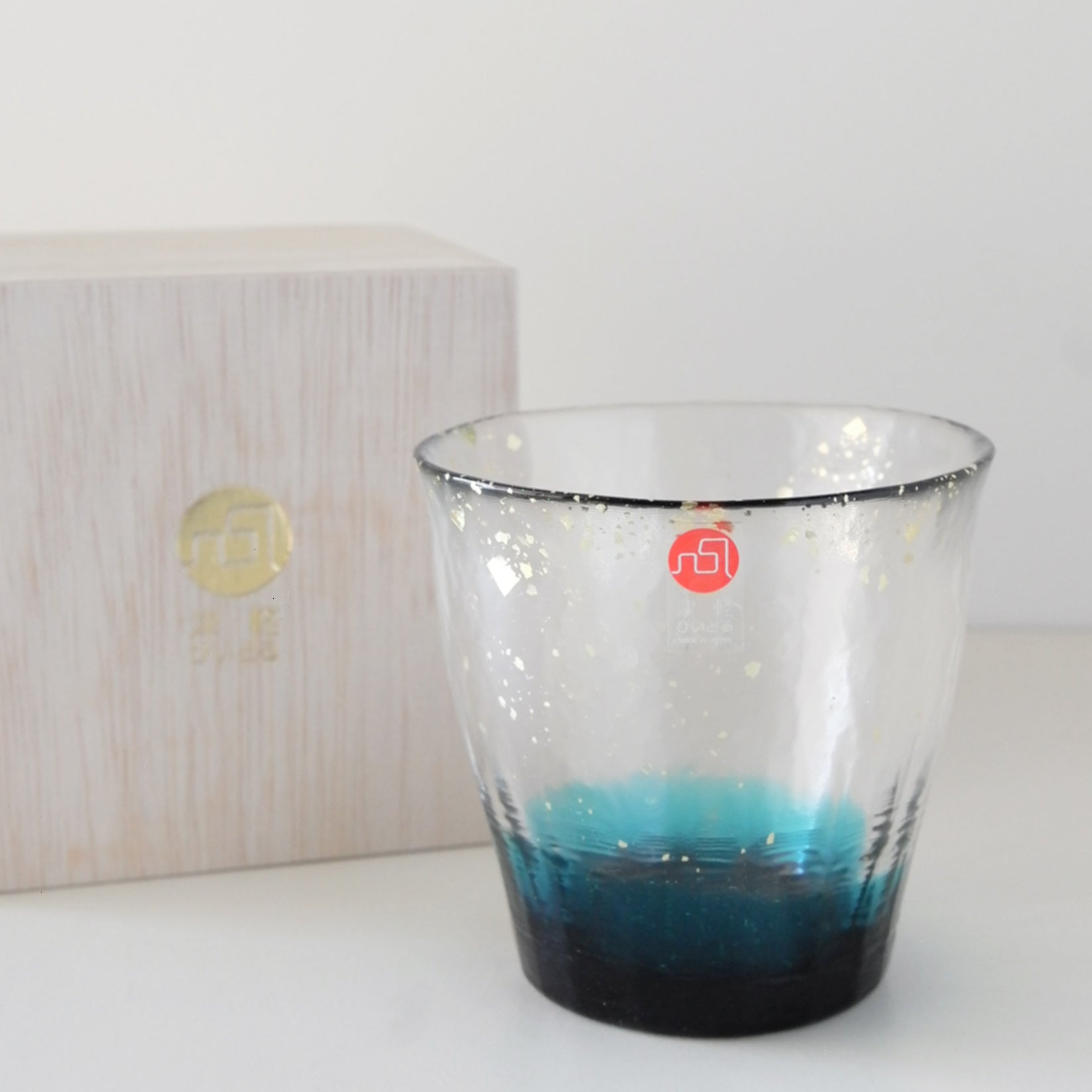 Tsugaru Vidro Kinsai Rock Glass – Ao (Blue)