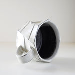 Load image into Gallery viewer, SHIGARAKI Ware White Faceted Mug
