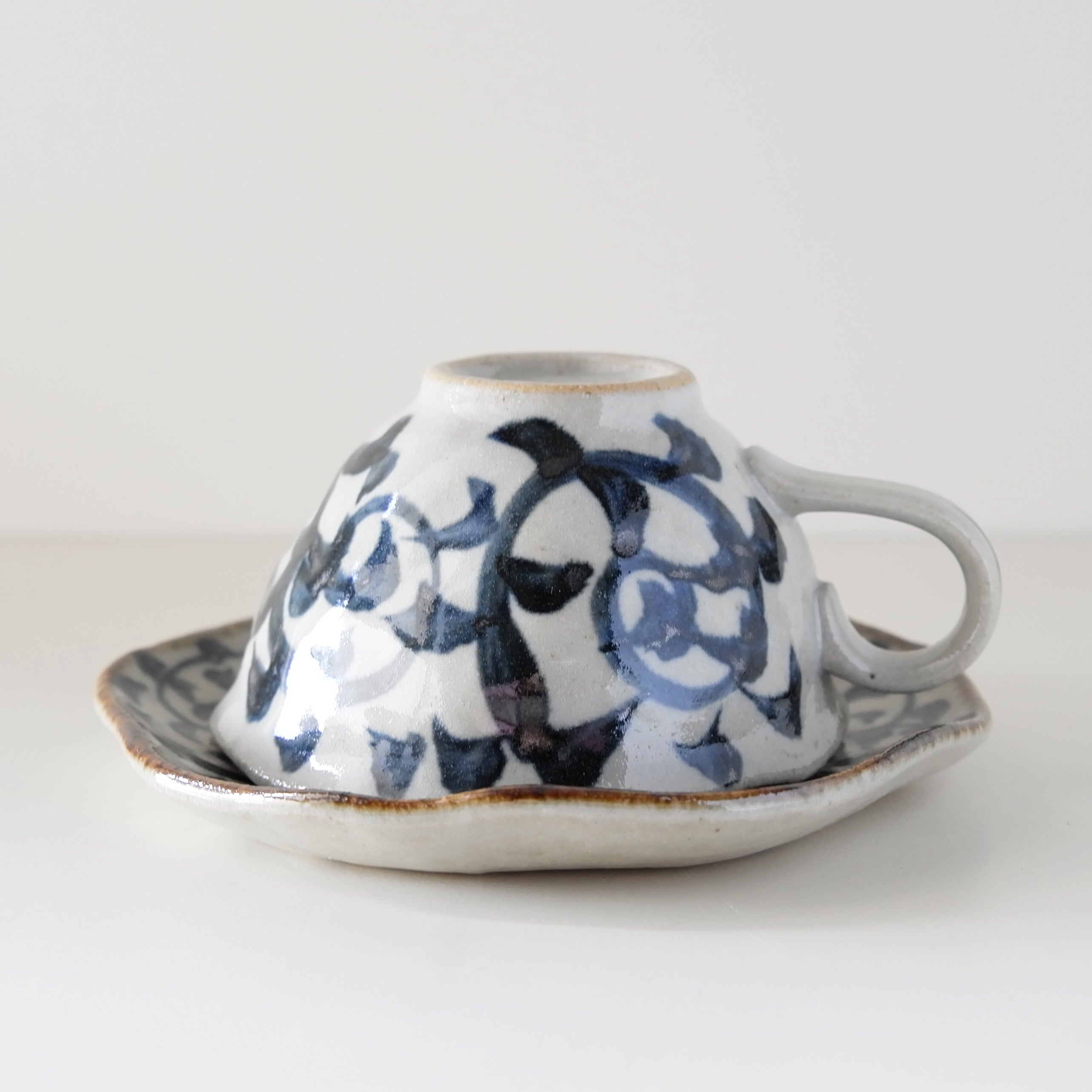 SOMETSUKE Arabesque Coffee Cup & Saucer