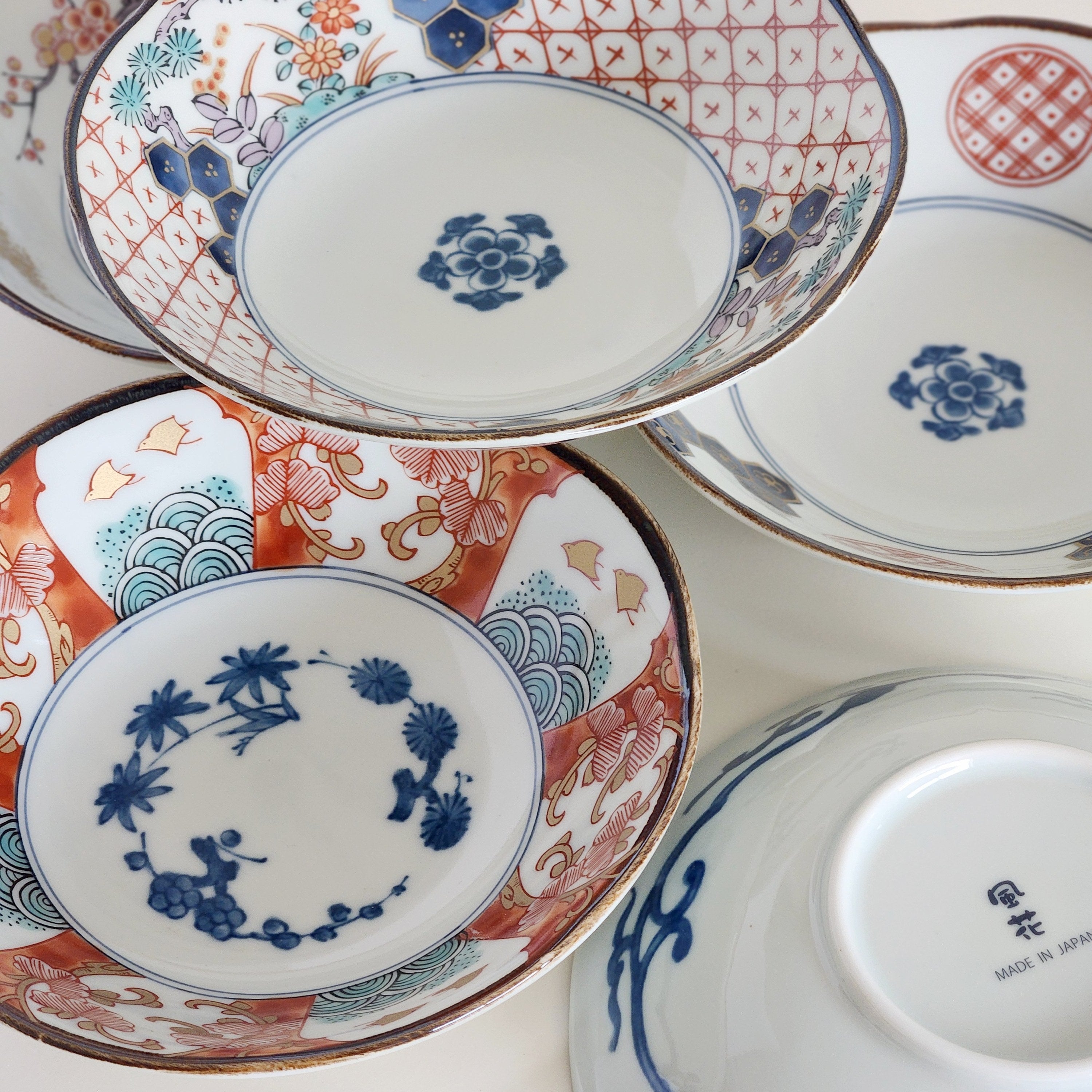 Somenishiki Koimari Serving Bowl Set (5pcs)