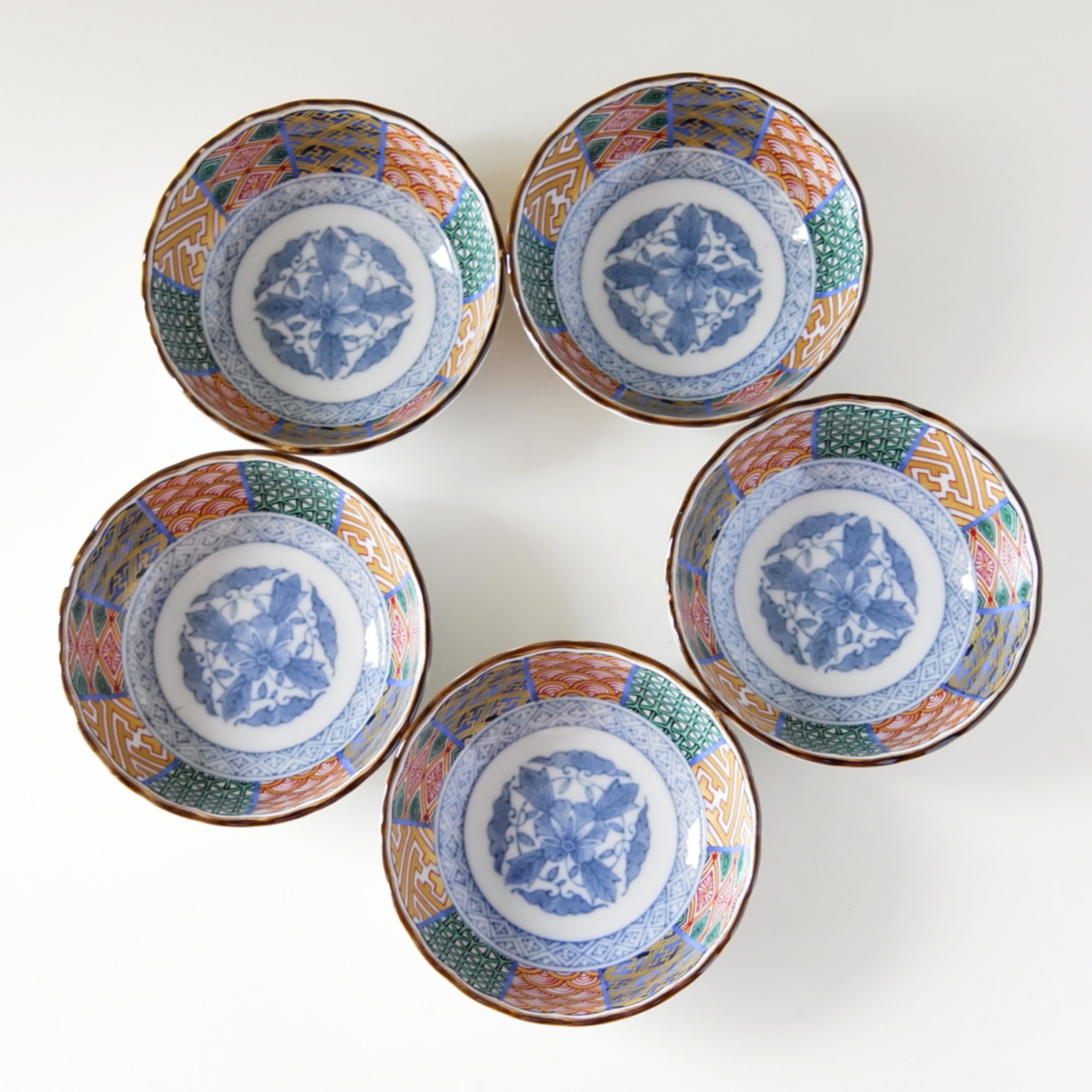 Somenishiki Shouzui Small Bowl Set