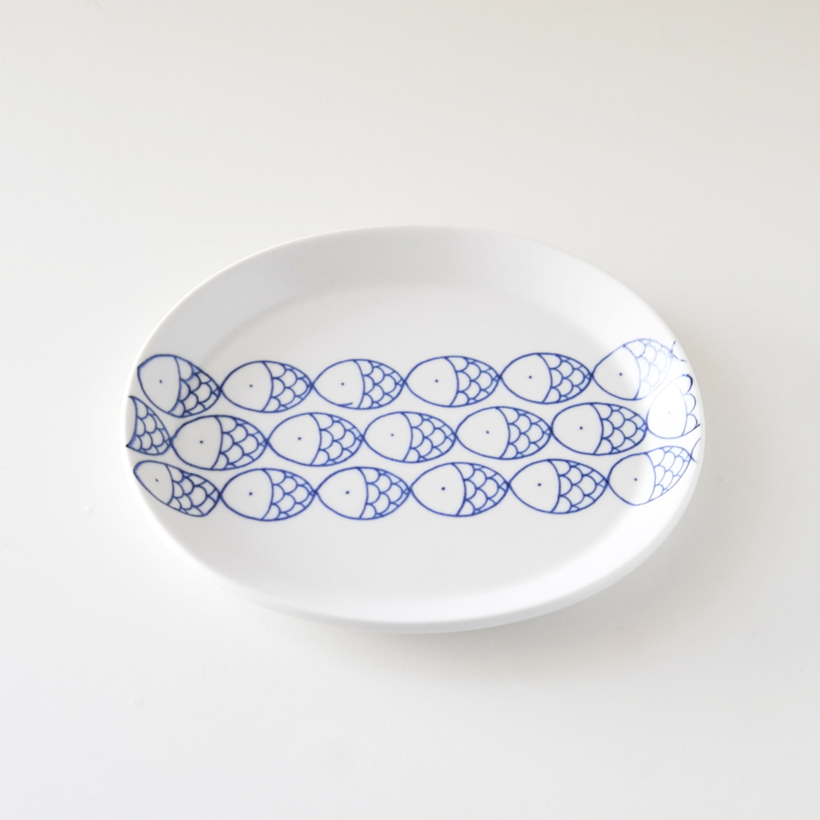 TOBE Ware Fish Oval Plate