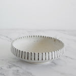 Load image into Gallery viewer, White Tokusa Katakuchi Serving Bowl
