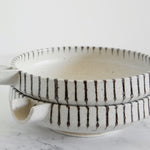 Load image into Gallery viewer, White Tokusa Katakuchi Serving Bowl
